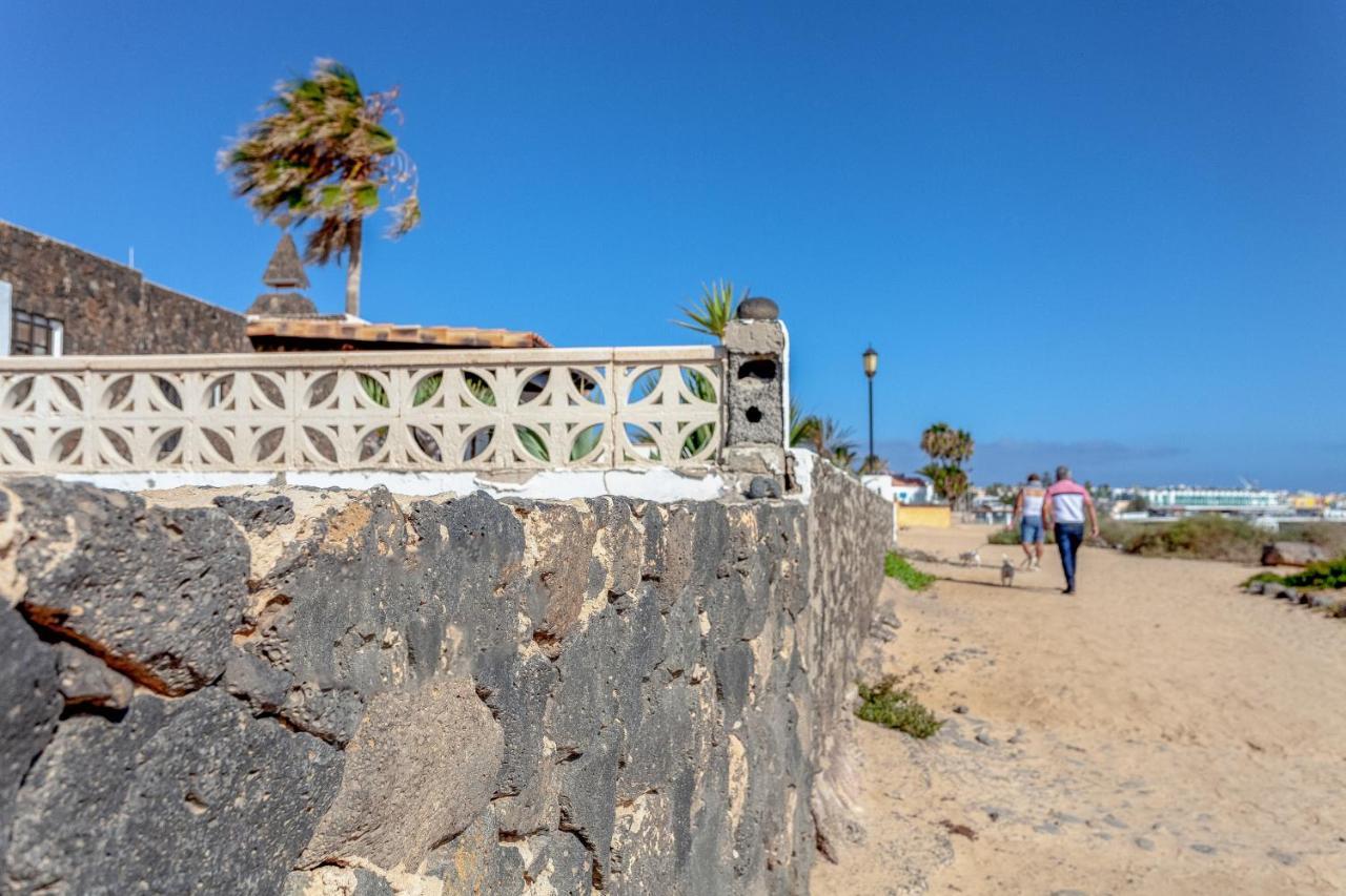 Villa Marina I Beachfront Corralejo By Holidays Home Eksteriør bilde